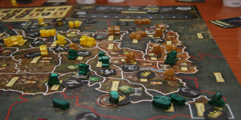 Những kinh nghiệm xương máu cho newbie khi chơi board game chiến thuật